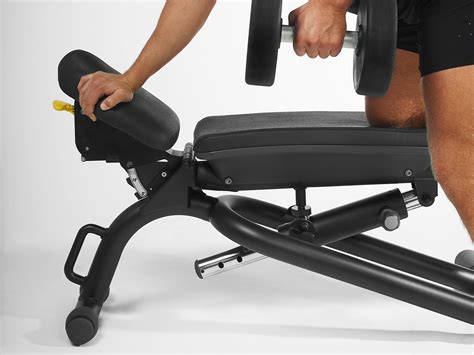 panca technogym
